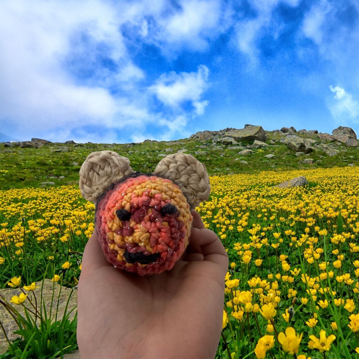 How Do You Make A Crocheted Bumblebee? - Darn Good Yarn