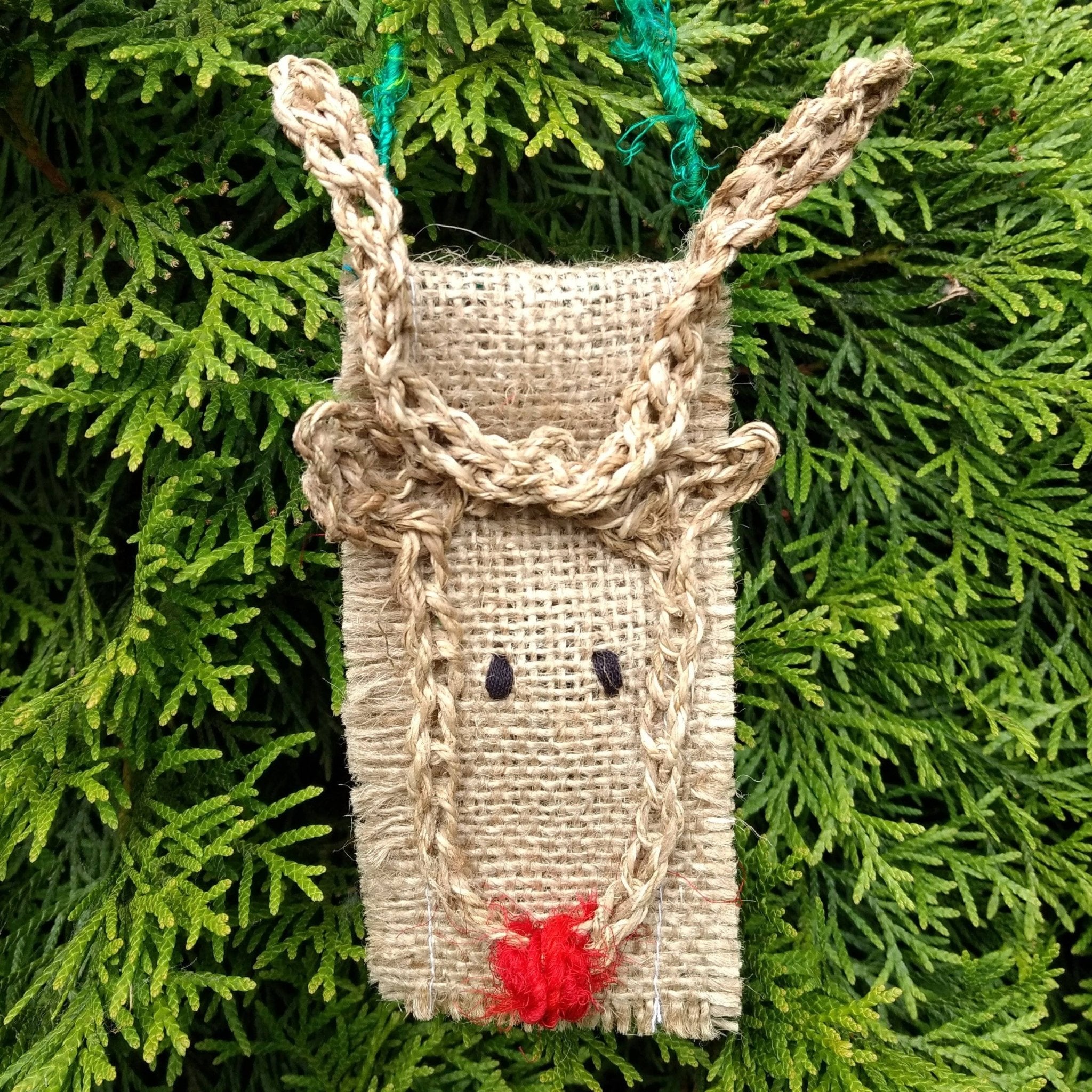 How to Make a Rustic Reindeer Ornament - Darn Good Yarn