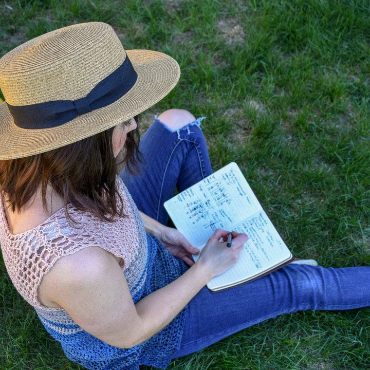 woman wearing the Easy Breezy Top outdoors