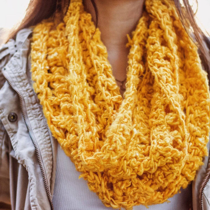 woman wearing a Elderidge Ribbed Banana Cowl