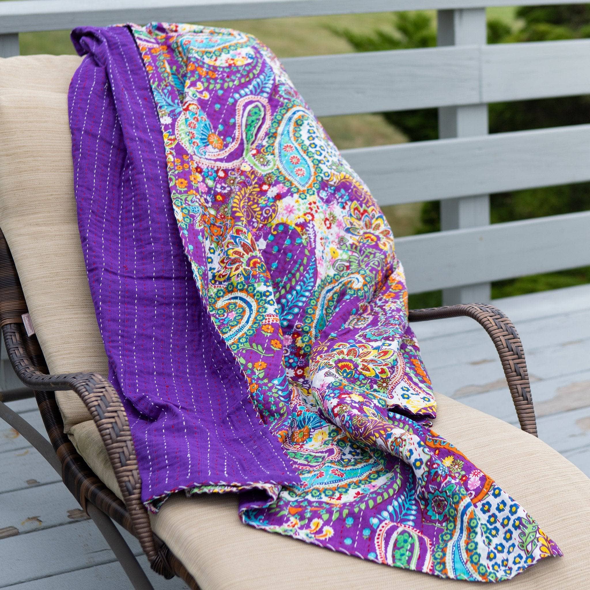 Kantha blanket discount